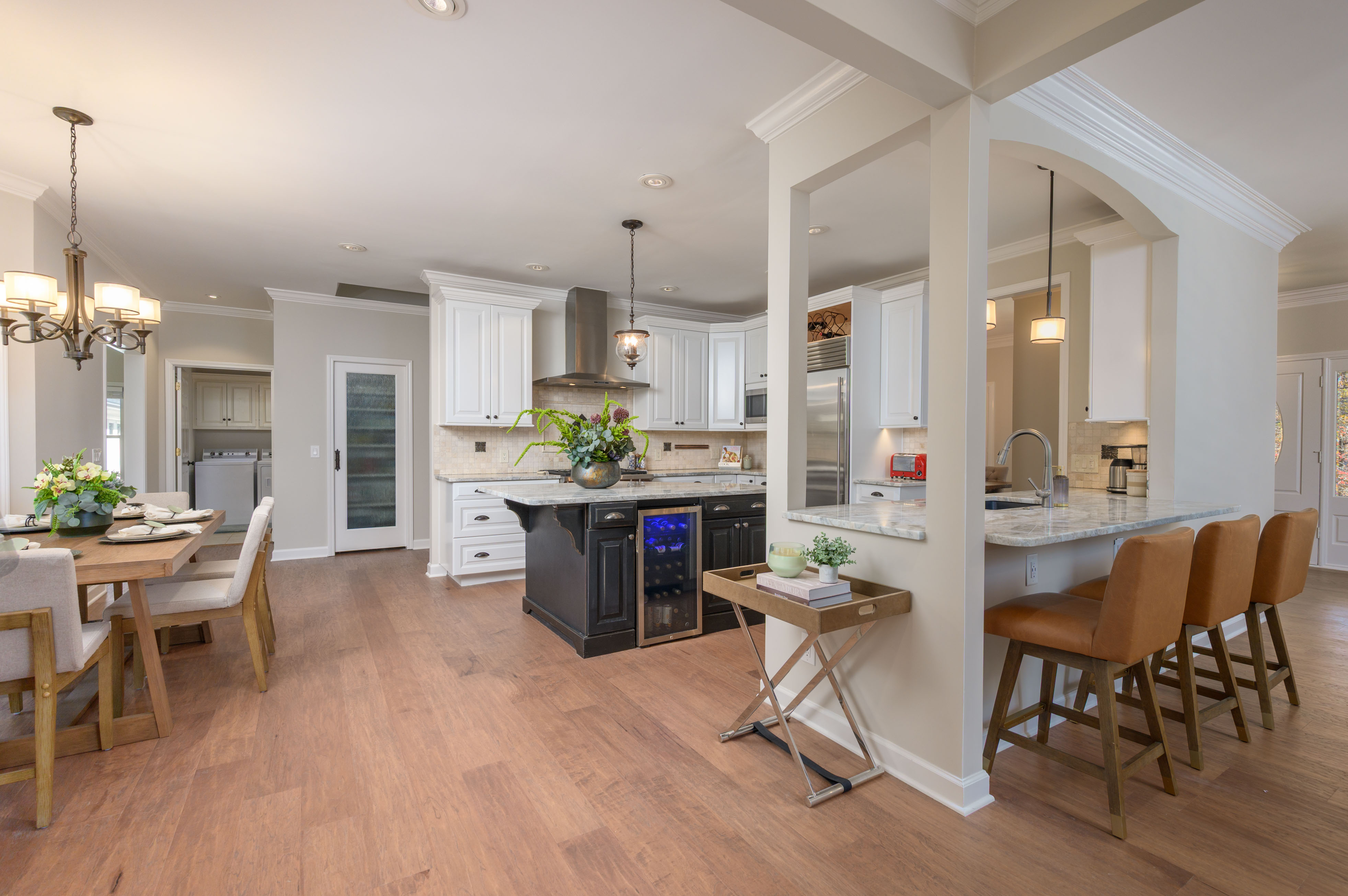 1030 Maddux Lane image 11